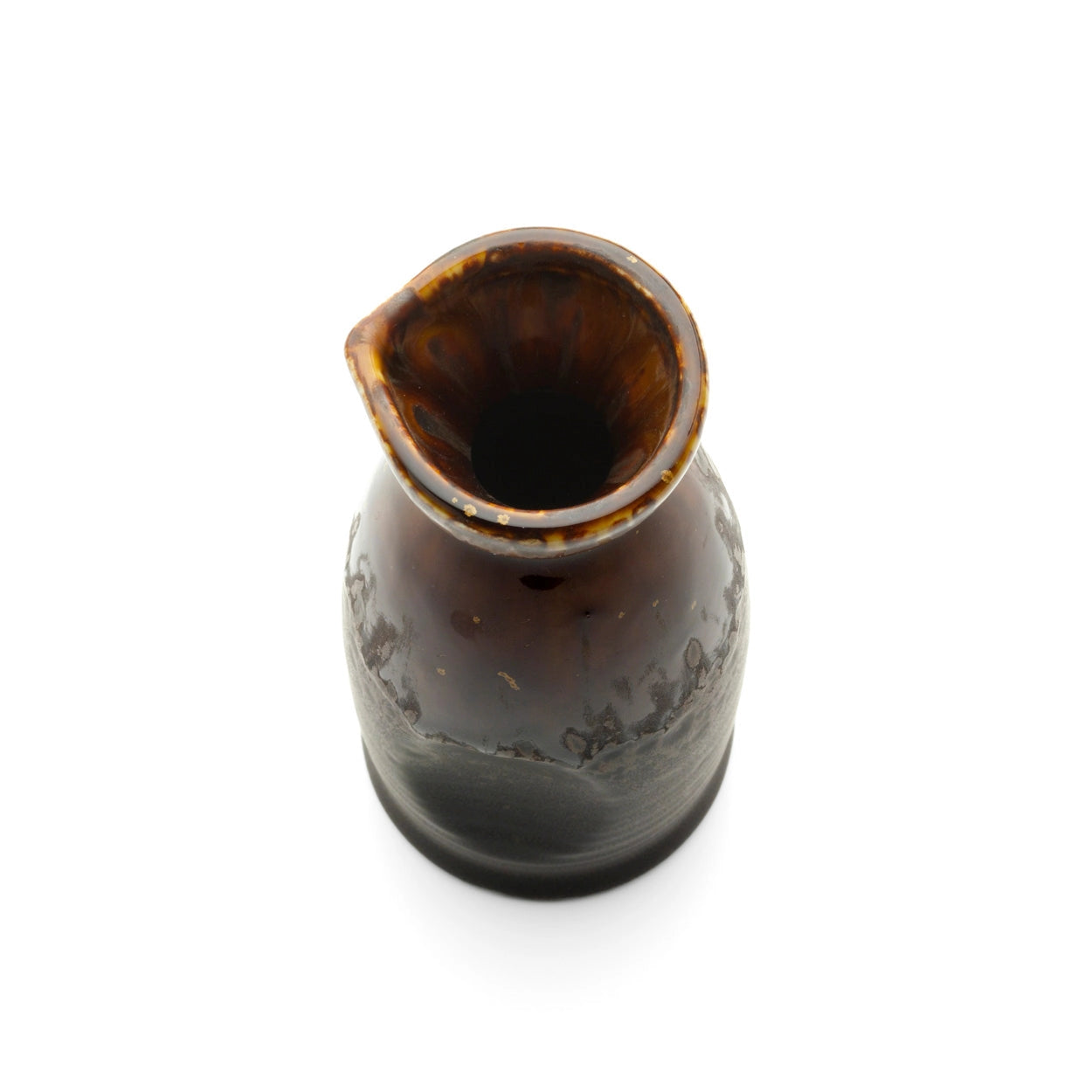 minimalist tableware
