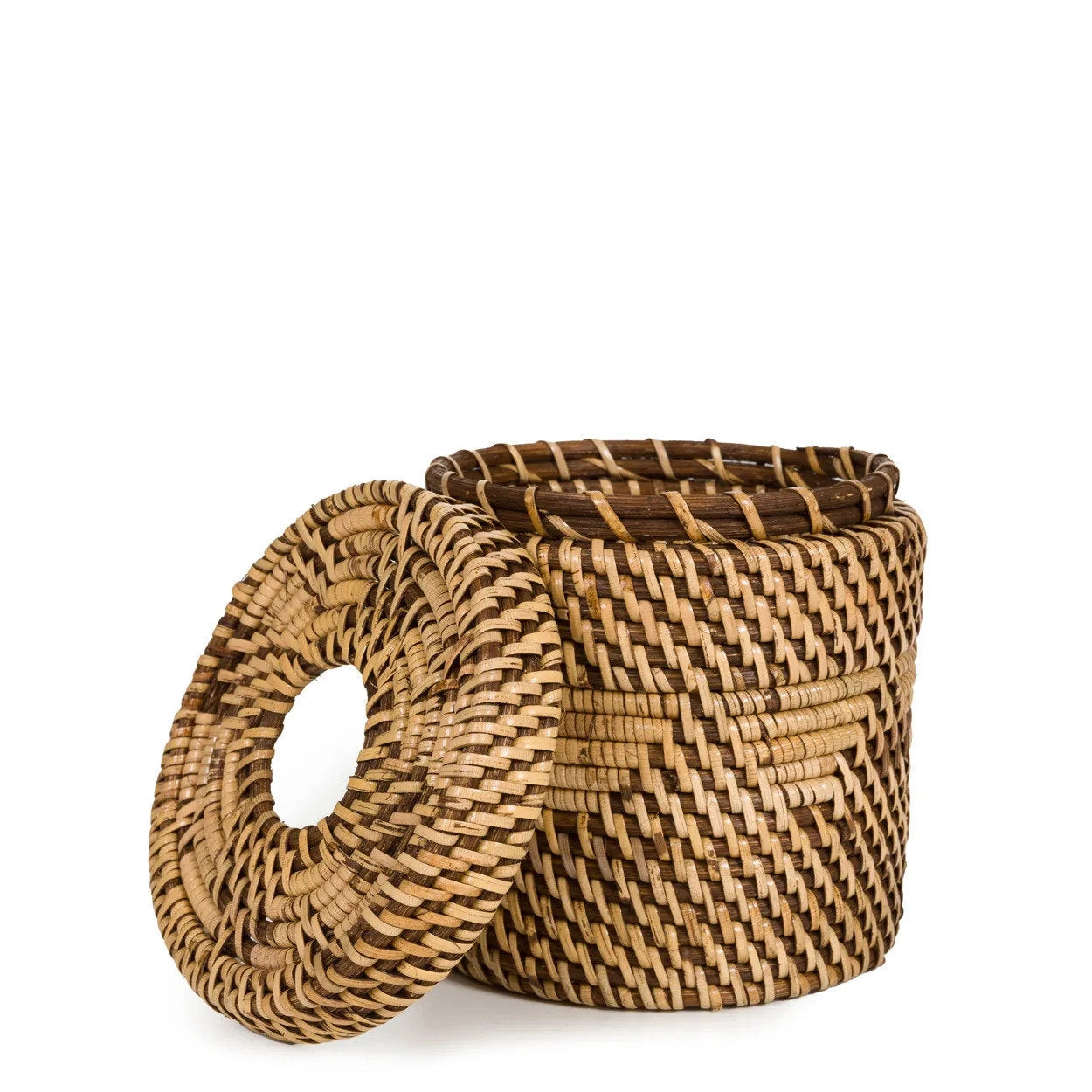 Eco-conscious rattan tissue box