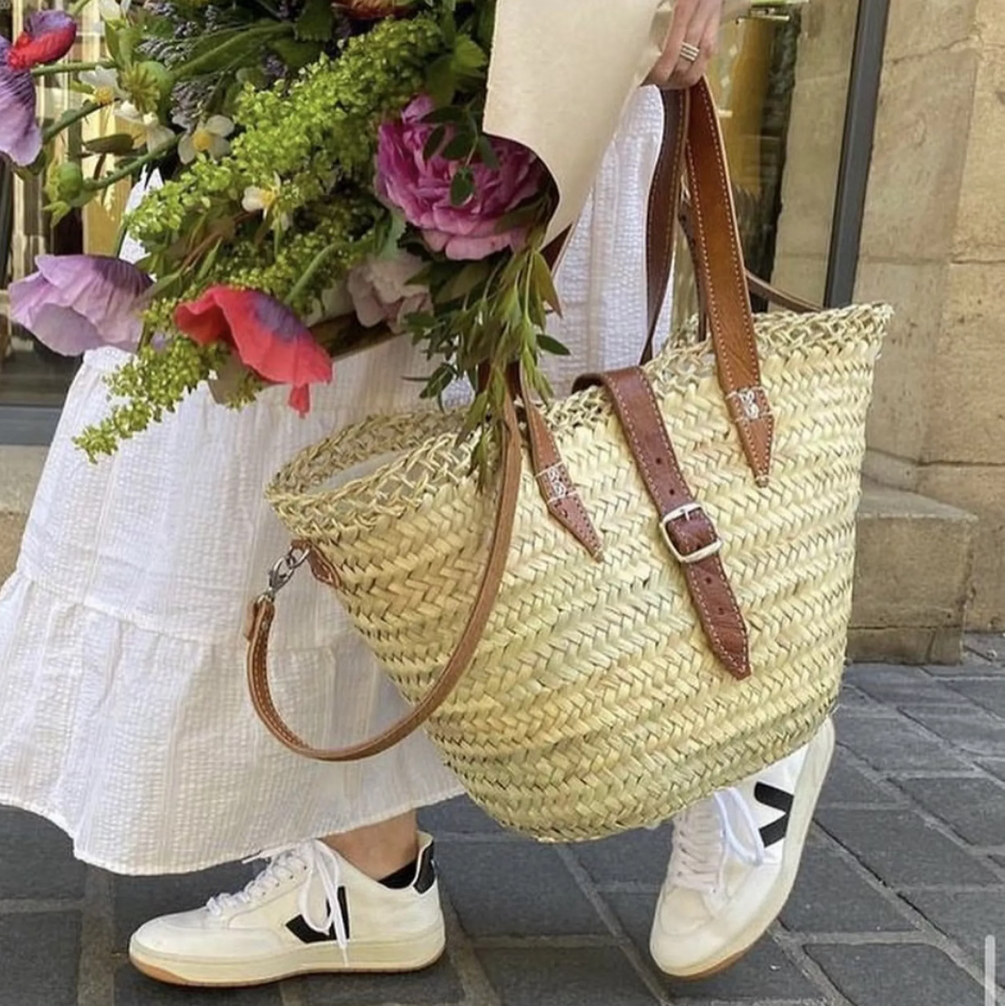 Natural palm fibre tote basket with leather accents