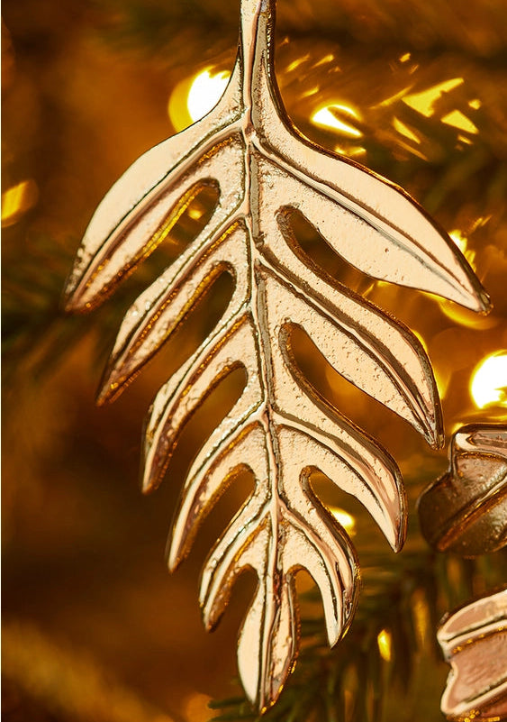 Hand-crafted recycled aluminium leaf ornament