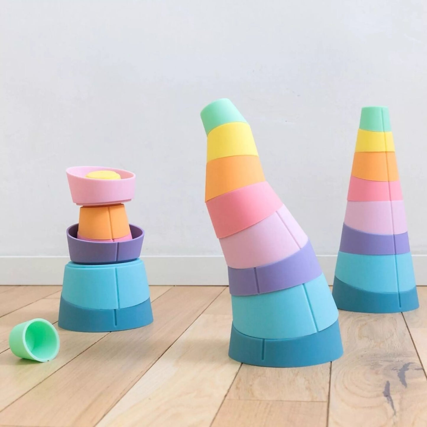 Stacking construction toy - Stack