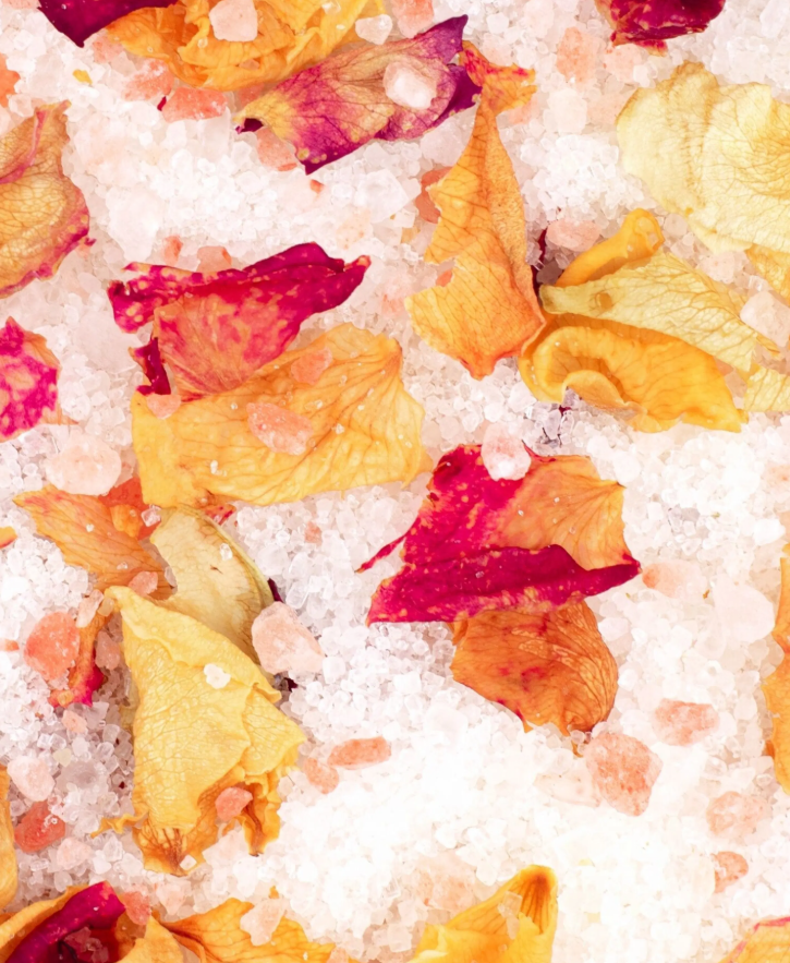 UpCircle natural bath salts with Epsom, sea and Himalayan pink salts