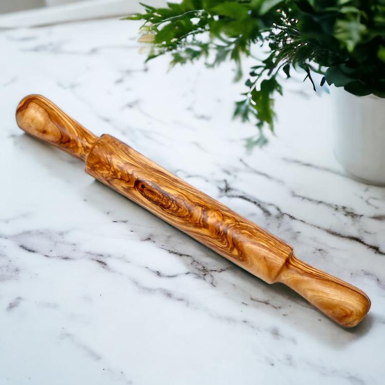 natural wooden rolling pin