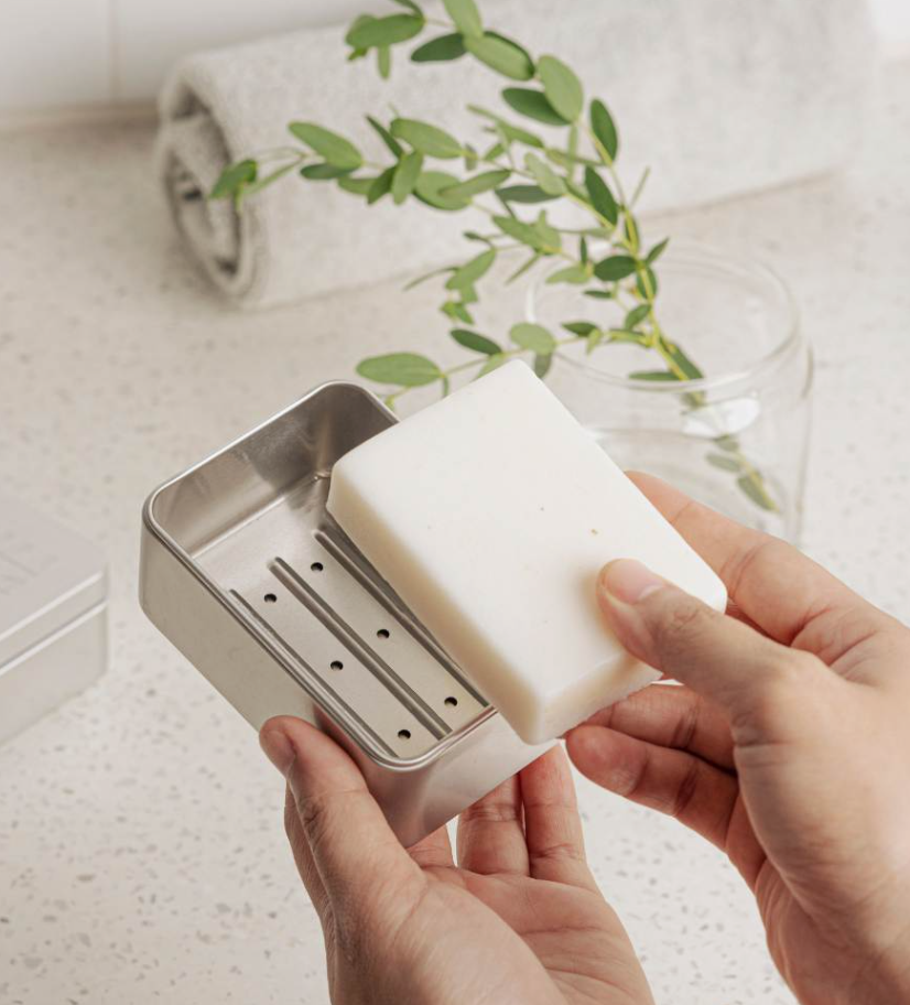 travel-soap-tin-metal-soap-storage-container-w-drip-tray